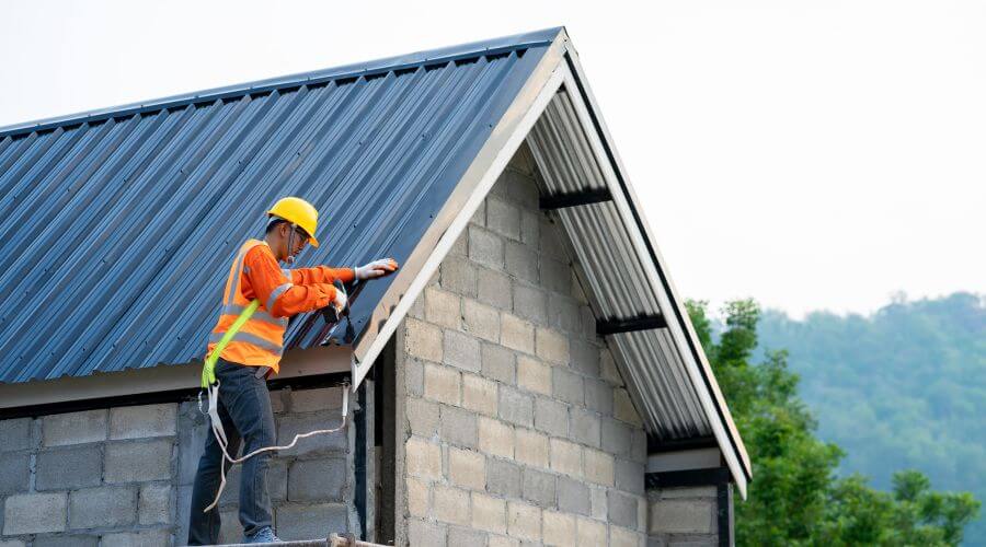 Professional gutter cleaning in Hattieville, AR